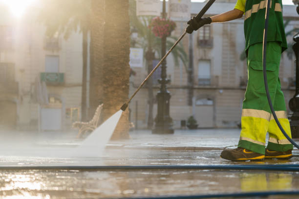 Best Commercial Building Pressure Washing  in Youngstown, NY